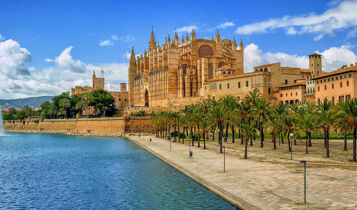Tanie loty do Palma De Mallorca