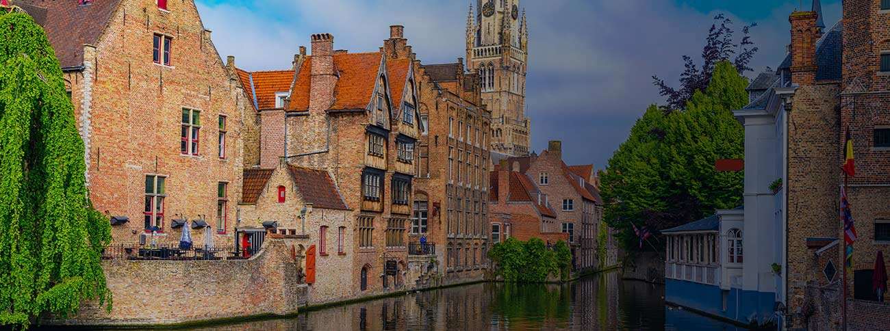 Cheap Flights from Izmir to Brussels