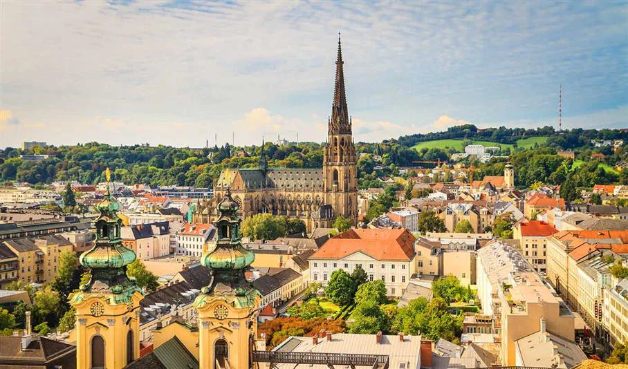 Flüge nach Linz