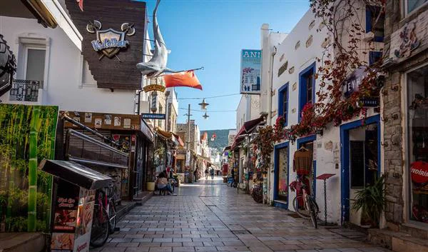 Bodrum  Życie nocne Ulica barów w Bodrum