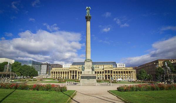 Stuttgart Kultur Saray Meydanı (Schlossplatz)