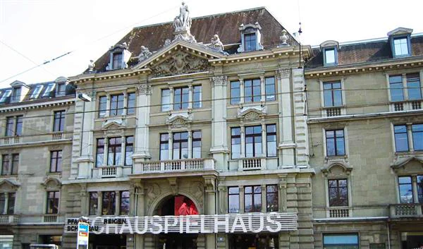 Zürih Kültür Zürih Tiyatro Binası (Schauspielhaus)