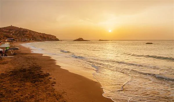 Nador Doğa Ras El Ma Plajı